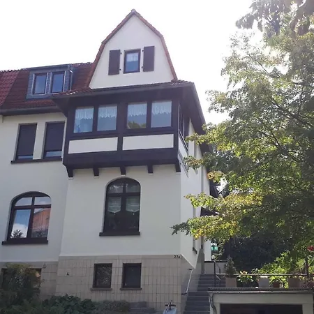 Im Dichterviertel 아파트 *