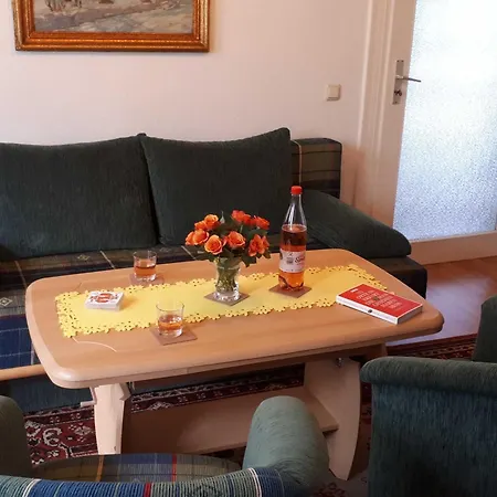 Im Dichterviertel شقة