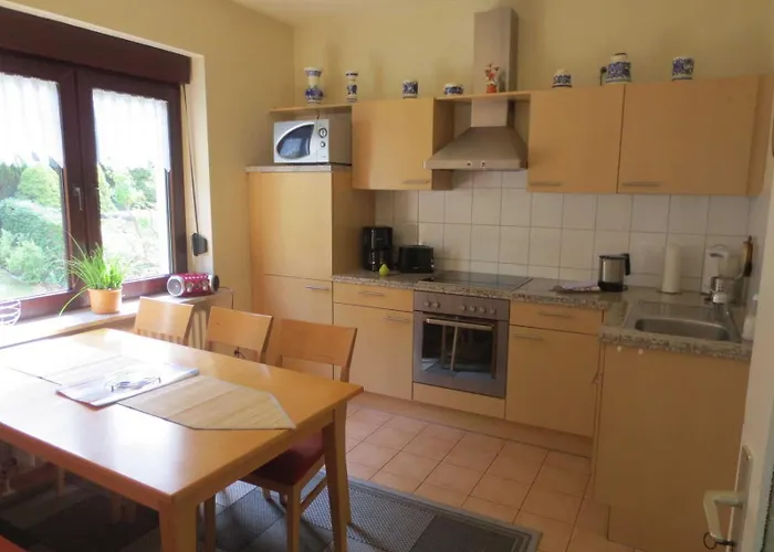 Im Dichterviertel شقة